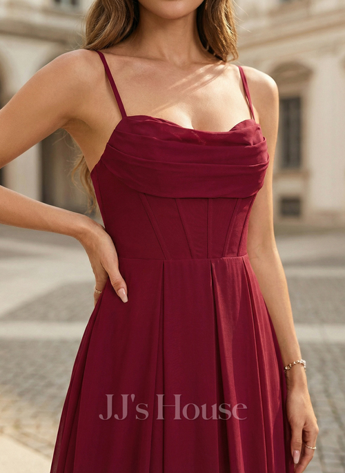 Journee Sweetheart Pleated Chiffon Prom Dress