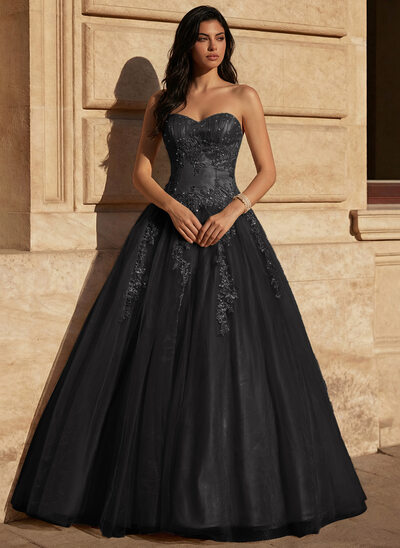 Vestido con escote corazón lentejuelas de tul