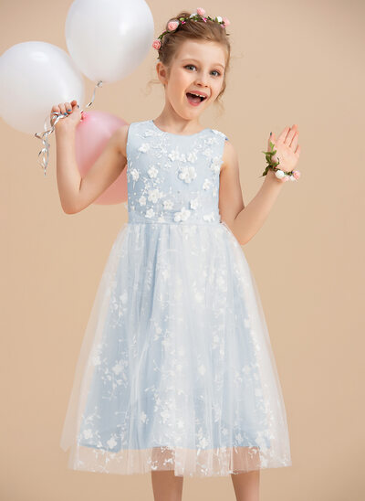 Kleid in A-Linie mit Perlen aus Tüll