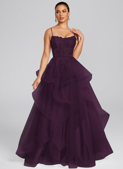 Vestido con lentejuelas de tul