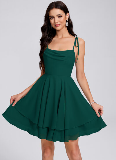 Kleid mit Karree-Ausschnitt Spaghettiträger Raffung aus Chiffon